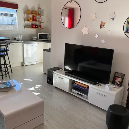 Apartment Joli